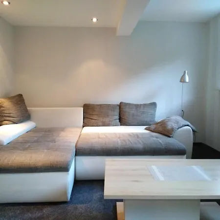 Apartment Im Gruenen In *